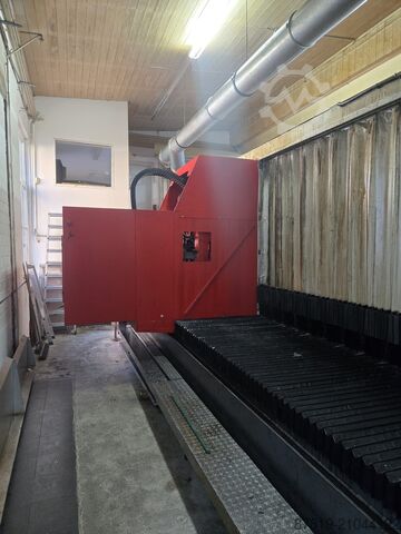 Fresadora de coluna móvel Matec 30HV