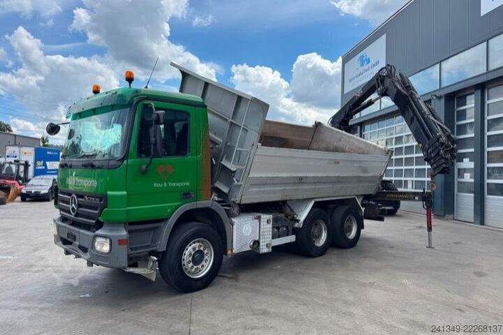 Billenő teherautó MERCEDES-BENZ Actros 2646 6x4 Hiab 166-5