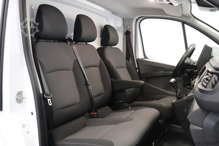 Bestelwagen Renault Trafic 2.0 dCi 130PK L2 EURO 6 - Airco - Cruise...