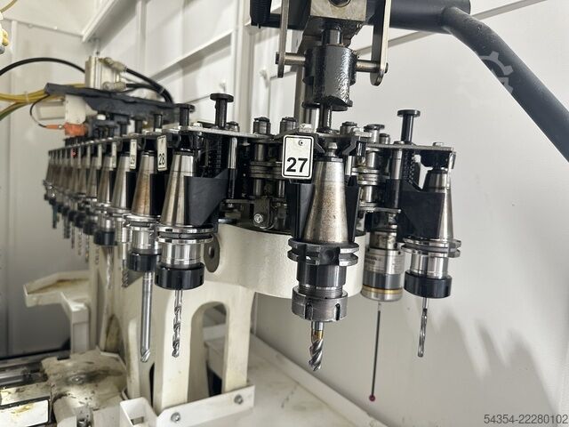 CNC-Bearbeitungszentrum vertikal Mazak VTC 820/20