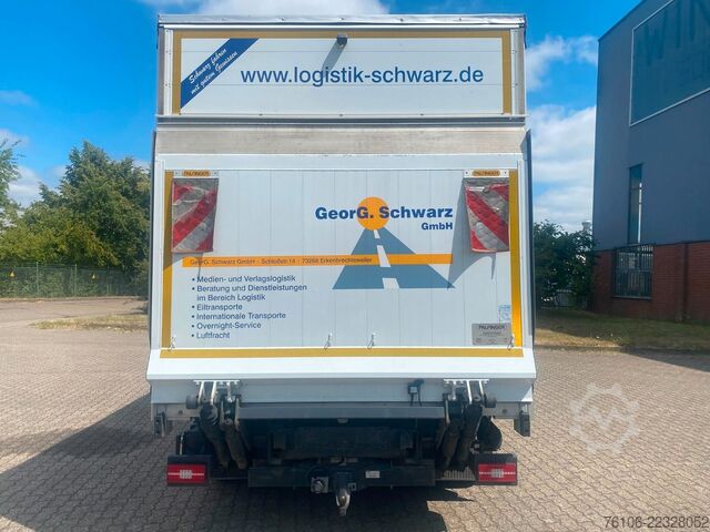 Camion bâché IVECO Daily 72C18 Hi-Matic Schiebe Plane +LBW