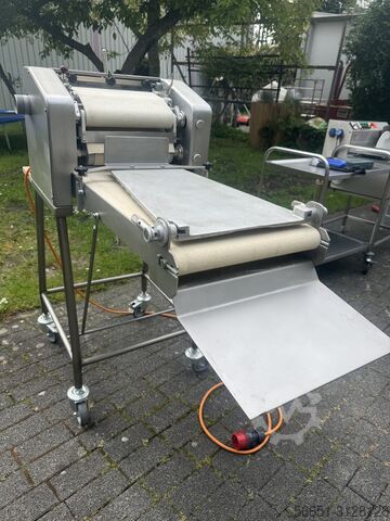 Kapucnis mosogatógép áttolható ERKA WMB 30 Hörnchenwickelmaschine