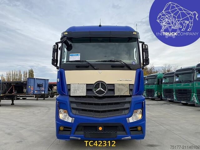 Opasne materije Mercedes-Benz Actros 1845