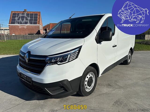 Panel van Renault Trafic 150 DCI - AUTOMATIC GEARBOX