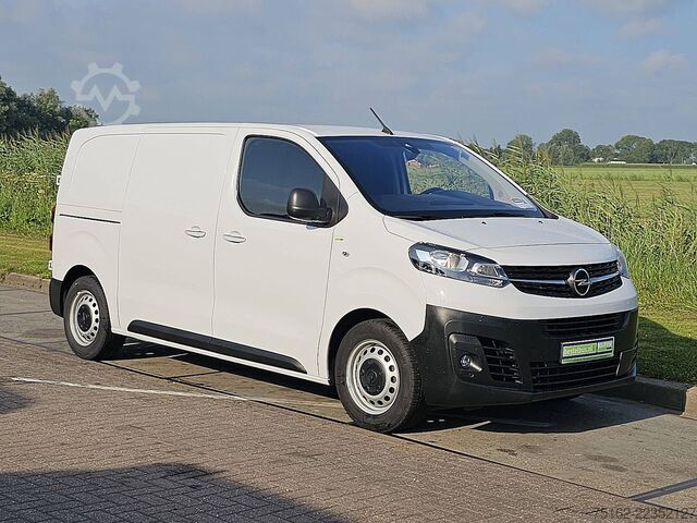 Break à toit surélevé OPEL VIVARO 1.5 L2H1 Airco Carplay!
