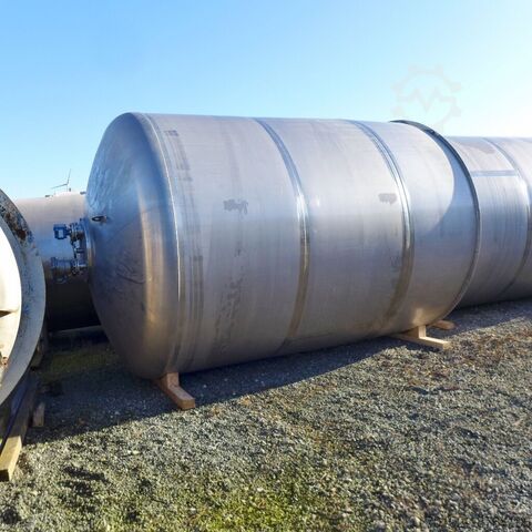 Depósito de 21600 litros de V4A / fabricado según DIN6618  