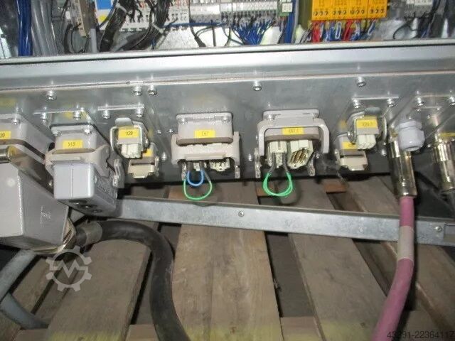 Robot industrial KUKA KR16 KS KRC2e05 Euromap 67