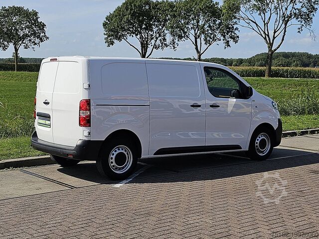 Magastetős kombi OPEL VIVARO 2.0 L2 Navi Airco Euro6!