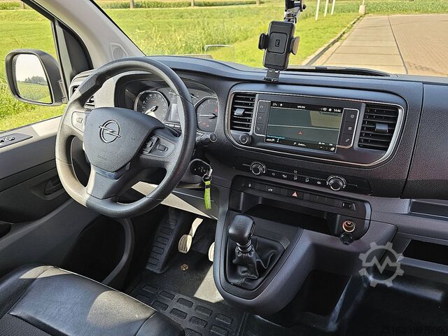 Magastetős kombi OPEL VIVARO 2.0 L2 Navi Airco Euro6!