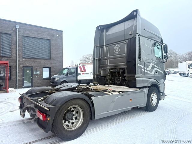 Standard trækkerunit DAF XF 440 FT mit Schubboden Hydraulik