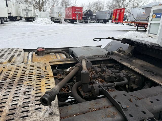 Standard trækkerunit DAF XF 440 FT mit Schubboden Hydraulik