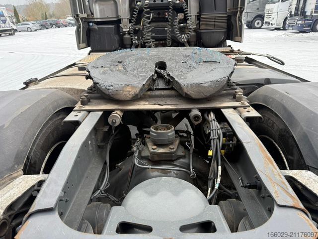 Standard trækkerunit DAF XF 440 FT mit Schubboden Hydraulik