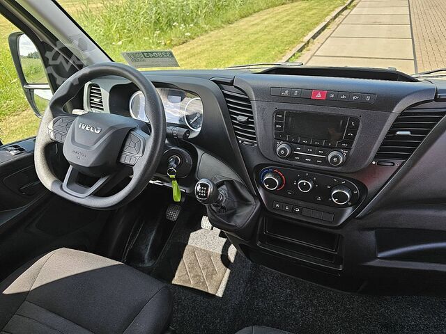 Walizka IVECO DAILY 35C16 Bakwagen Laadklep