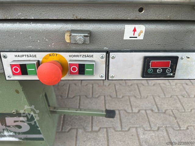 Sega circolare formatrice con incisore Altendorf F45 Dgit X