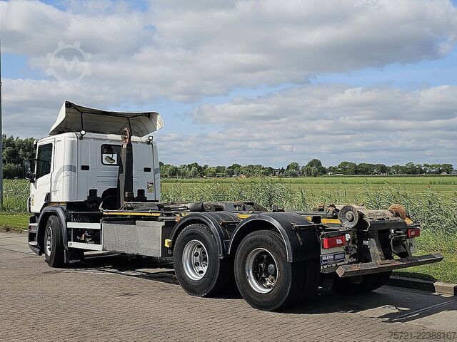 Sistema a braccio con gancio SCANIA P410 AJK 20 ton
