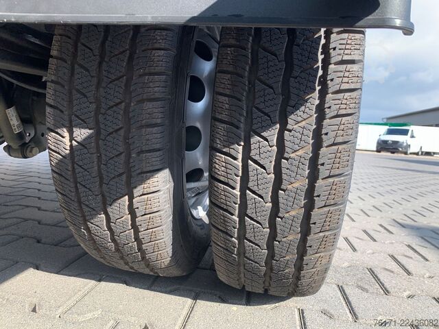 Driezijdige kipper bestelwagen VOLKSWAGEN Crafter 50 3-S-KIPPER GESCHLOSSEN TEMP AHK KLIMA