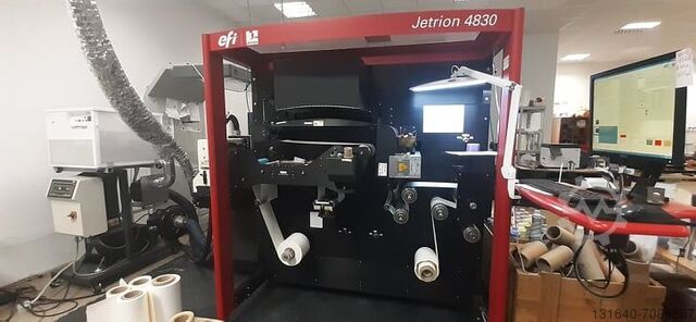 Machine for printing self-adhesive label EFI JETRION 4850W