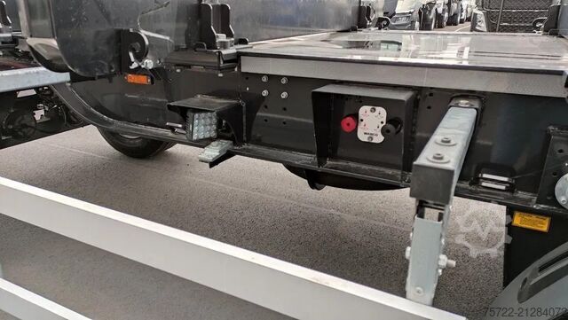 Tømmertransportør PAVIC HTA 27 68 Blatt/Blatt 3-Achser Schemel OPTIPA