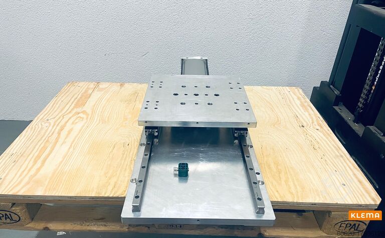 Unità lineare pneumatica Tünkers LE200-300 VRL SB T024