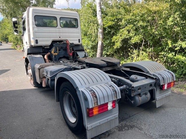 Standardní tahač MERCEDES-BENZ Axor 1840 - Klima - Retarder - Blatt/Luft