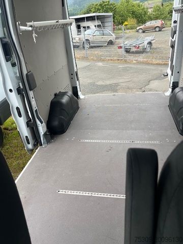 Bestelwagen met verhoogd dak FORD Transit Kasten 290 L2 - original 20.500 km -