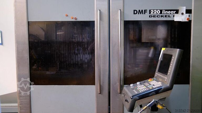 CNC machining center DMG Deckel Maho dmf220 linear