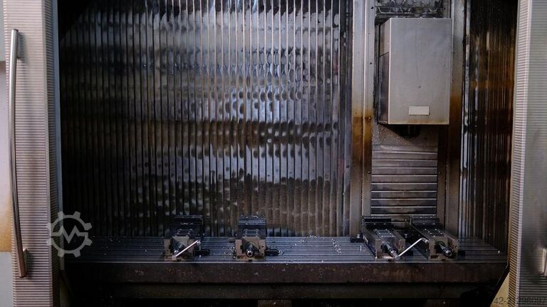 CNC machining center DMG Deckel Maho dmf220 linear
