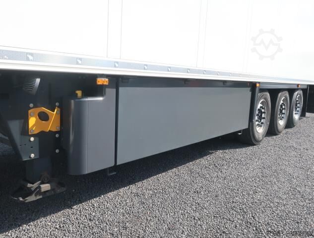 Naczepa chłodnia Schmitz Cargobull SKO 24 Bitemp Multitemp Doppelstock Carrier