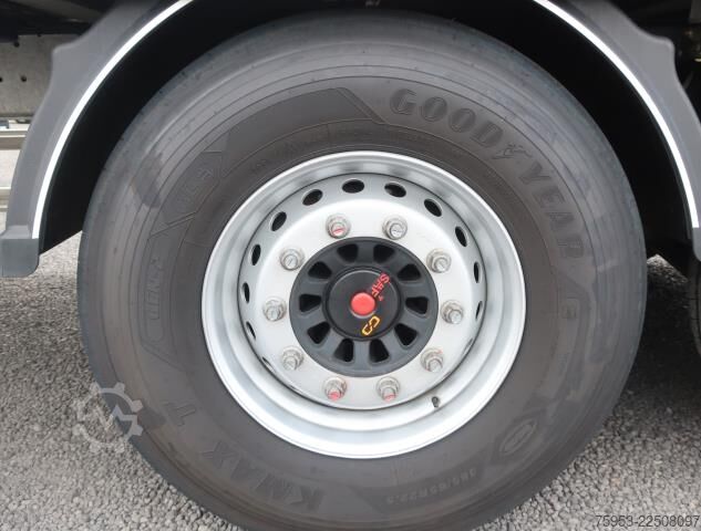 Naczepa z ruchomą podłogą Stas S300ZX 91 m³ 10mm Funk 2 x Lift 6 x LED