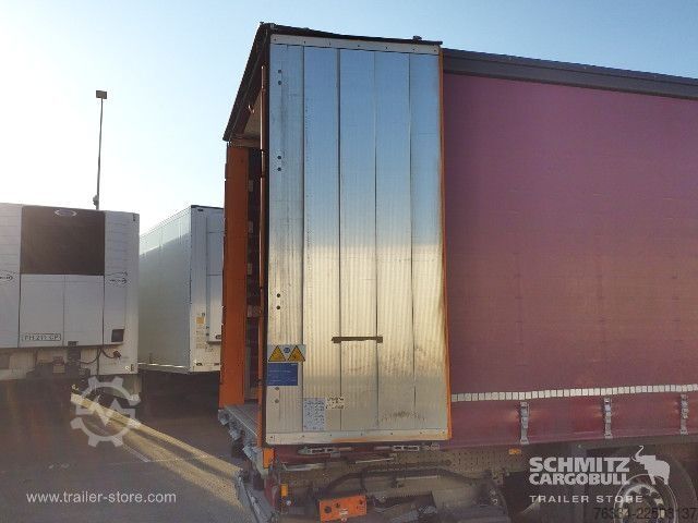 Ανοιχτό ημιρυμουλκούμενο με μουσαμά Schmitz Cargobull Semitrailer Curtainsider Standard Hayon