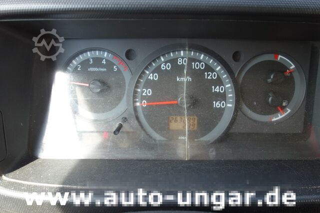 Hulladékszállító teherautó Nissan Cabstar 45.13 Müllwagen PB M7XL mit Lift