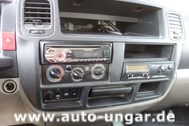 Hulladékszállító teherautó Nissan Cabstar 45.13 Müllwagen PB M7XL mit Lift