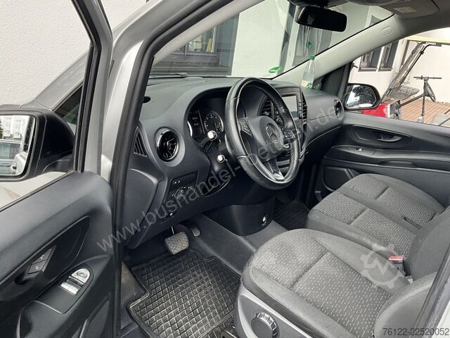 Transportul de călători Mercedes-Benz Vito Tourer