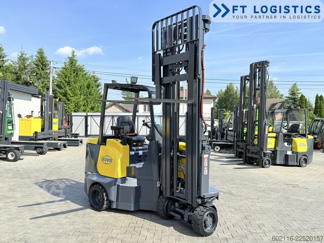 Stivuitor pentru culoare înguste Combilift AISLE MASTER 25WE TRIPLEX 6650MM