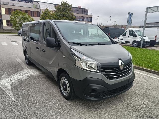 Κλειστό βαν Renault TRAFIC 1.6 DCI 6 POSTI n1 autocarro