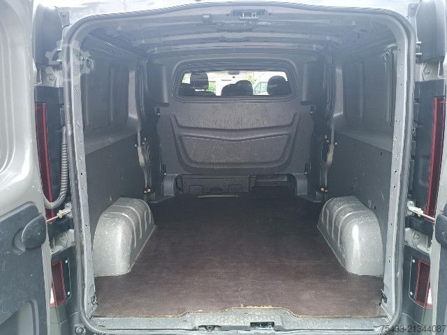 Κλειστό βαν Renault TRAFIC 1.6 DCI 6 POSTI n1 autocarro