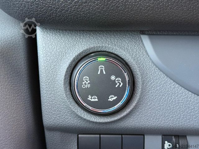 Κλειστό βαν Peugeot EXPERT L2H1 2.0 120 EAT 8