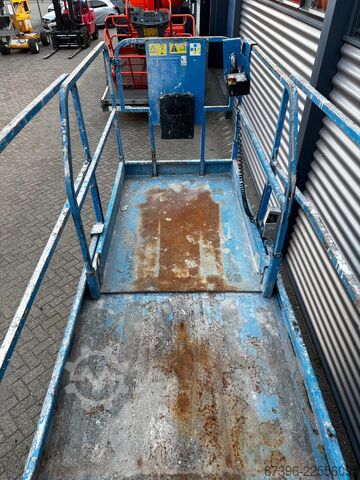 Elevador de tijera Genie GS4047 GS4047 Schaarhoogwerker Schaarlift (2014)
