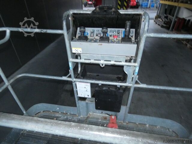 Scharnierend telescopisch platform Manitou 180ATJRCPA