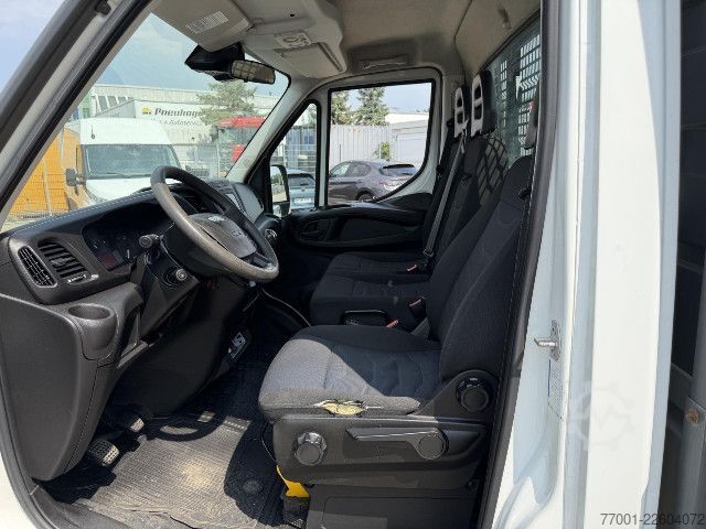 Pick-up skåpbil IVECO 50C15H / 3.0 / Klima / Tempomat / AHK
