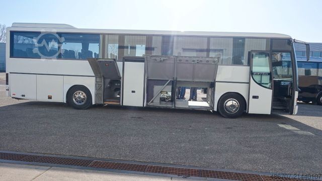 Reisebus SETRA S315 GT-HD 52 Sitze