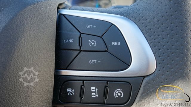 Touringcar IVECO Rosero First Busworld Edition 31 Sitze EURO 6