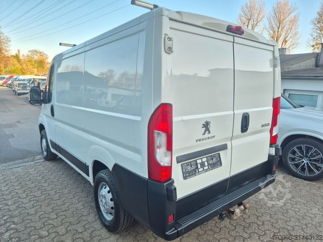 Bestelwagen met verhoogd dak MERCEDES-BENZ Sprinter 314 Kasten L2/H2*3 Sitzer*Klima*Regale*