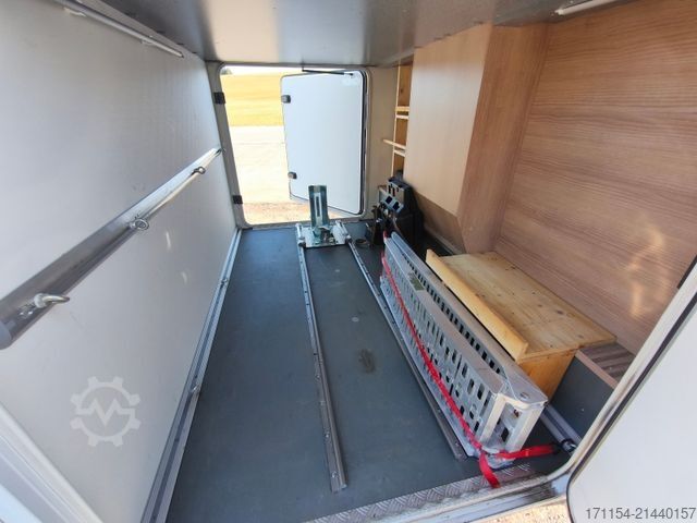 Half-integraal camper MALIBU T 460LE