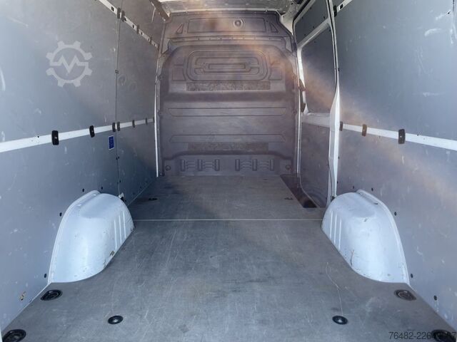Κλειστό βαν MERCEDES-BENZ Sprinter 311 CDI KA /L2H2/3665/MBUX/KLIMA/KAMERA