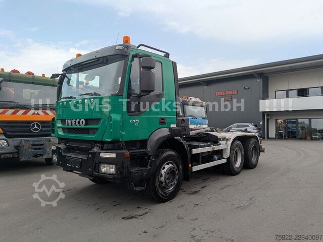 Kroklastbil IVECO Trakker 410 / 6X4 / Full steel / Manual Retarder