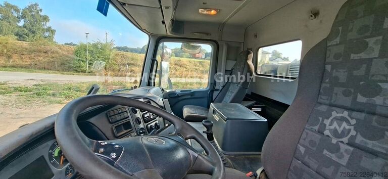 Annan MERCEDES-BENZ Actros 1841 / 4X4 ALLRAD / Kipper+Kran /WENIG KM