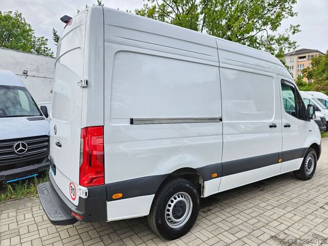 Komercijalno vozilo sa visokim krovom MERCEDES-BENZ eSprinter 414 BOTT WERKSTATT REGALE FULL HOUSE