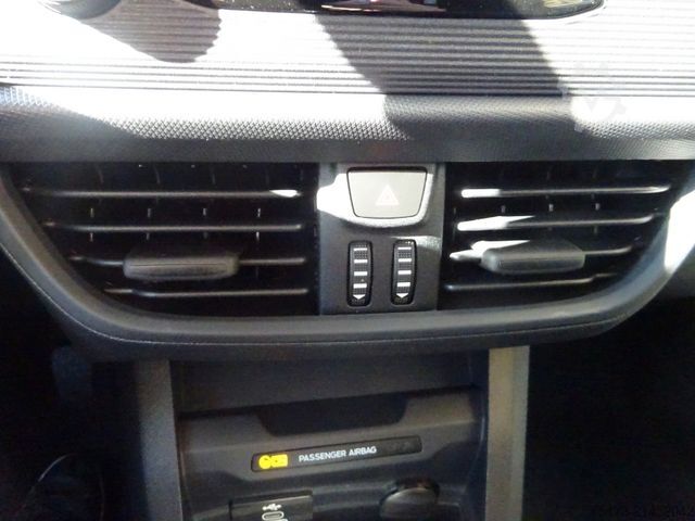 Furgão de painéis FORD Transit Courier Trend Doka Kasten AHK WiPa Klima