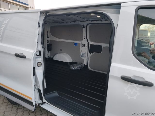 Panelvan FORD Transit Custom Trail 320 L2 AWD Matrix AHK Navi